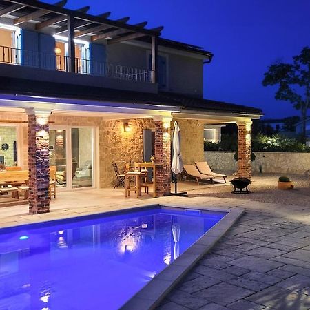 Villa Alara - Charming Villa With Heated Swimming Pool Milohnici Esterno foto