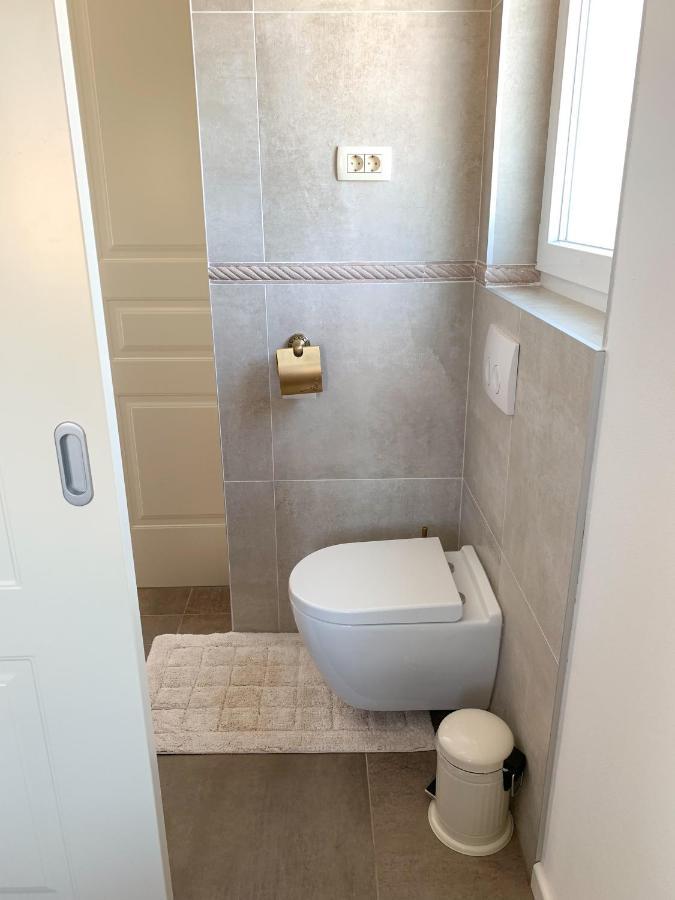 Villa Alara - Charming Villa With Heated Swimming Pool Milohnici Esterno foto