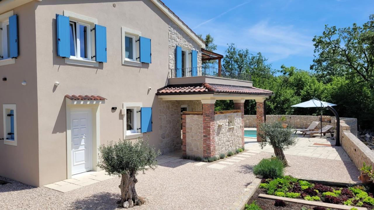 Villa Alara - Charming Villa With Heated Swimming Pool Milohnici Esterno foto