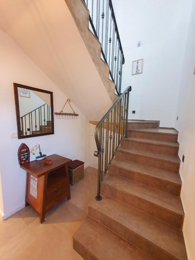 Villa Alara - Charming Villa With Heated Swimming Pool Milohnici Esterno foto